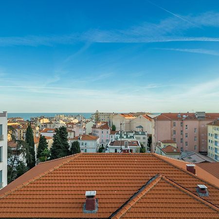 La Fabrique A Poupees - Chambres Et Appartements De Charme Au Coeur De Menton Kültér fotó