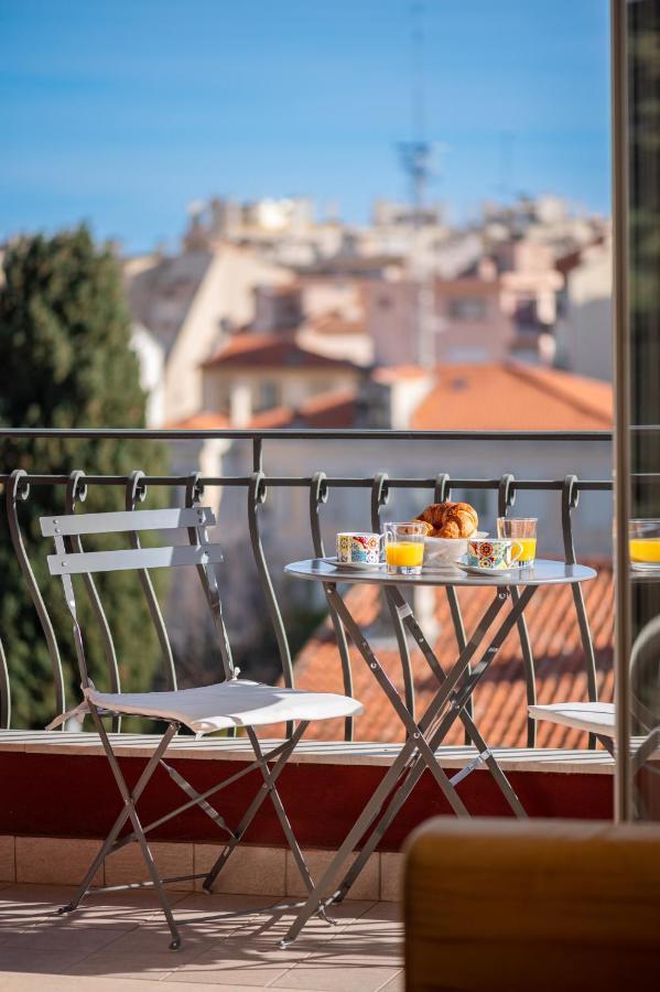 La Fabrique A Poupees - Chambres Et Appartements De Charme Au Coeur De Menton Kültér fotó