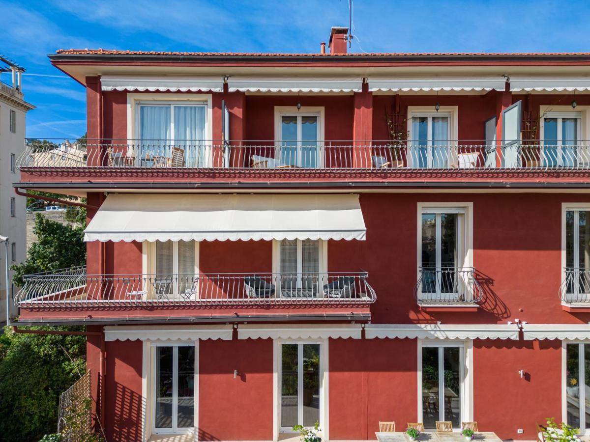 La Fabrique A Poupees - Chambres Et Appartements De Charme Au Coeur De Menton Kültér fotó