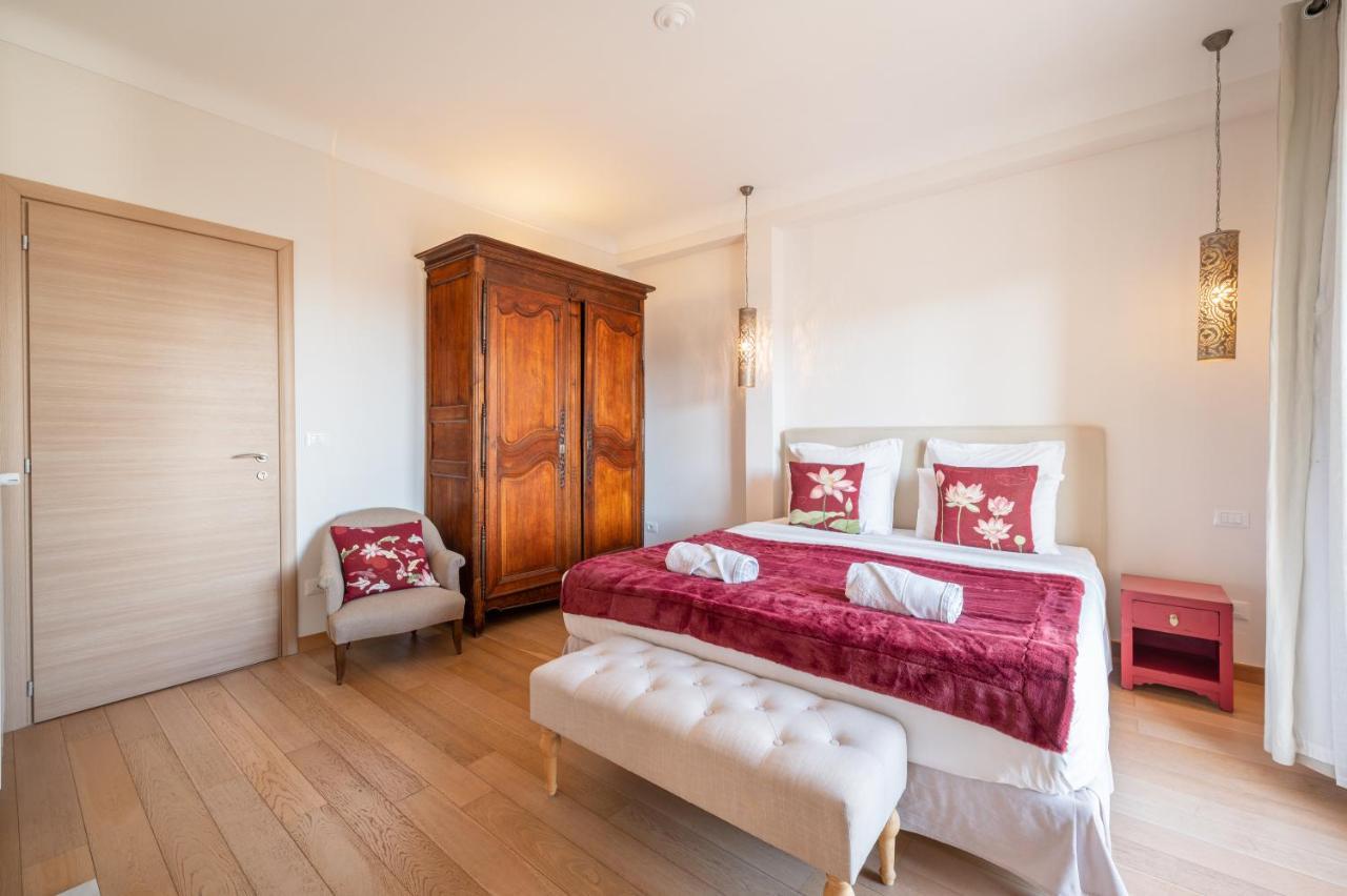 La Fabrique A Poupees - Chambres Et Appartements De Charme Au Coeur De Menton Kültér fotó