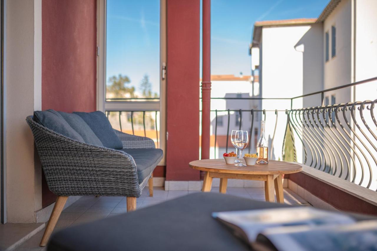 La Fabrique A Poupees - Chambres Et Appartements De Charme Au Coeur De Menton Kültér fotó