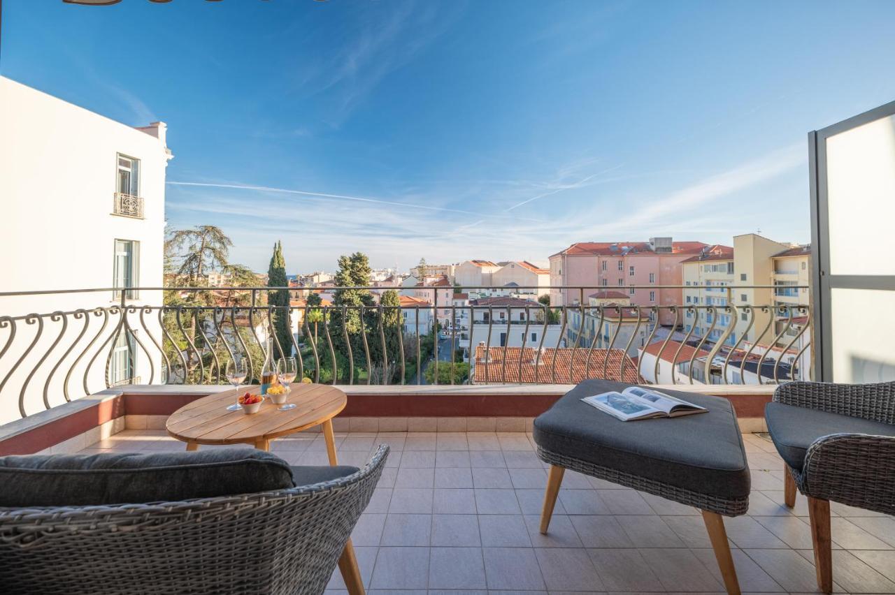 La Fabrique A Poupees - Chambres Et Appartements De Charme Au Coeur De Menton Kültér fotó