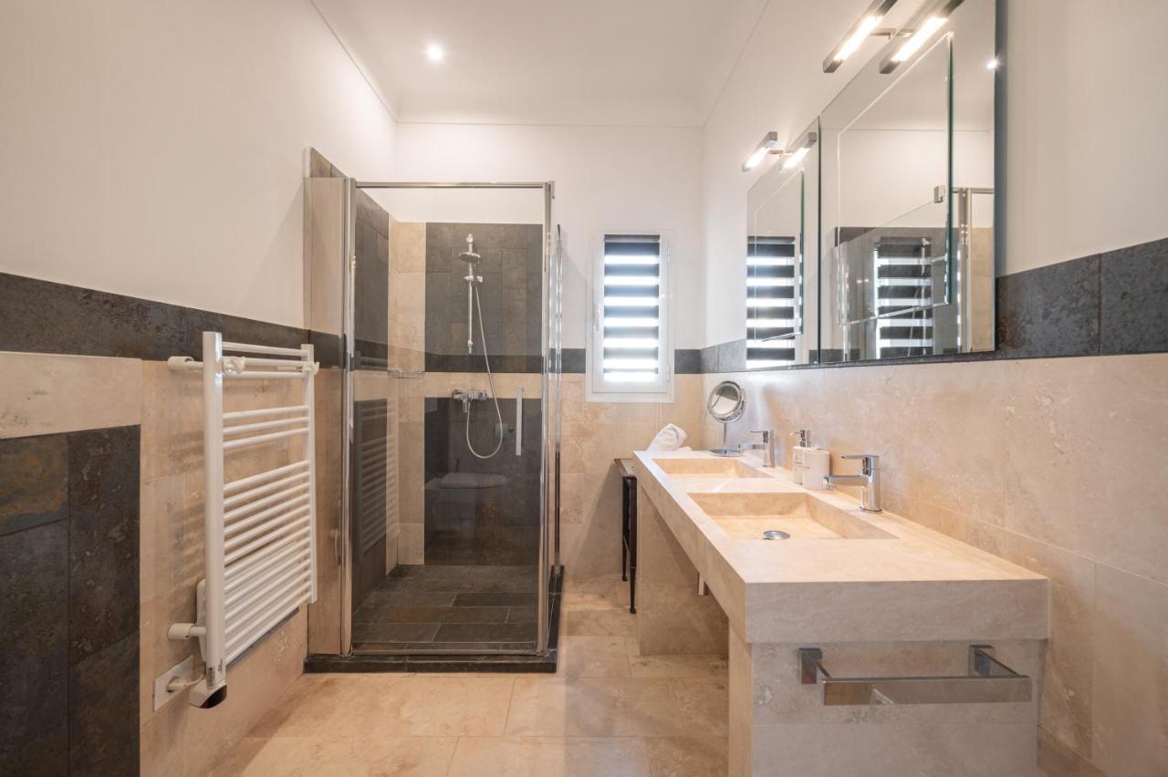 La Fabrique A Poupees - Chambres Et Appartements De Charme Au Coeur De Menton Kültér fotó