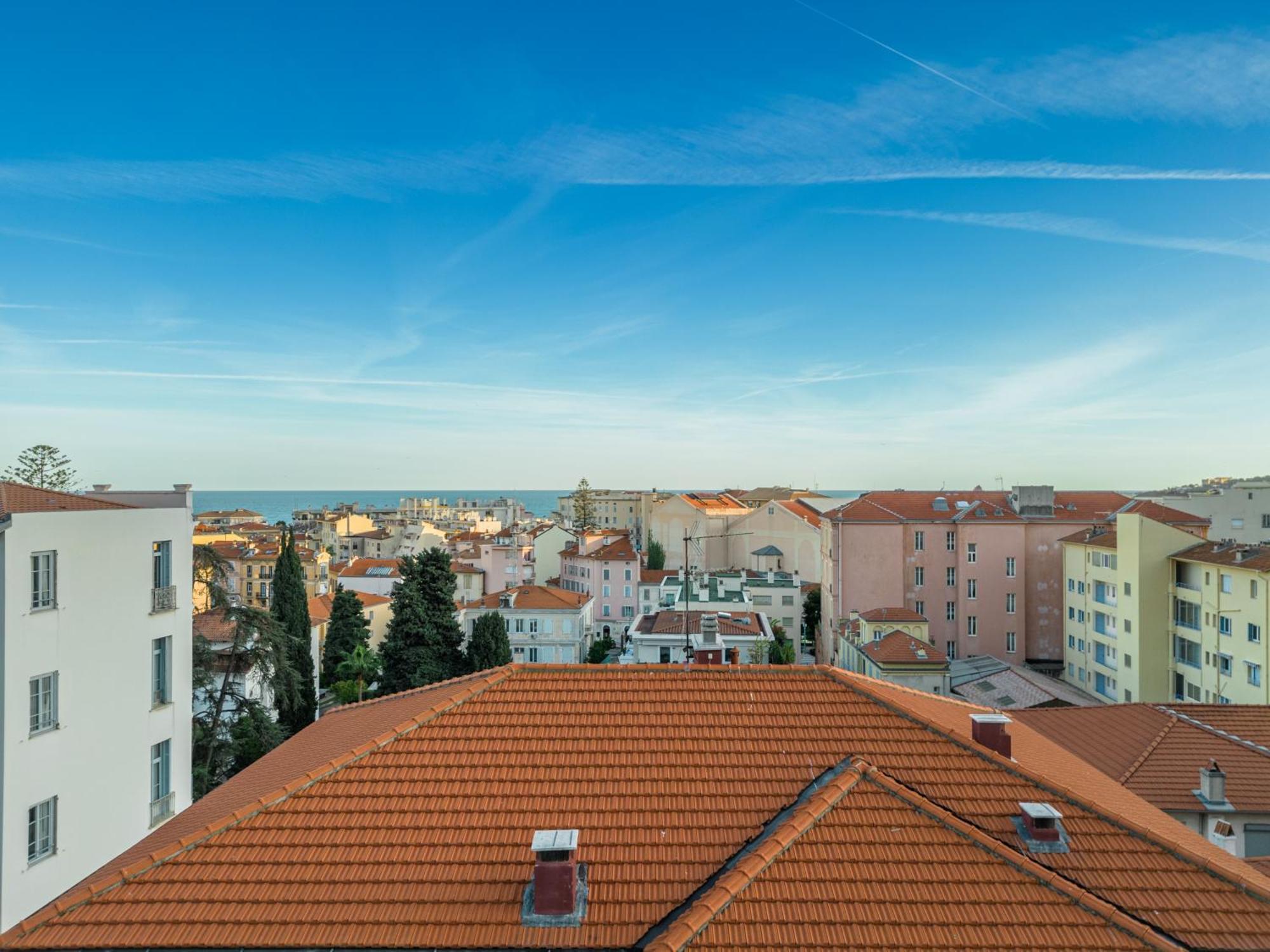 La Fabrique A Poupees - Chambres Et Appartements De Charme Au Coeur De Menton Kültér fotó