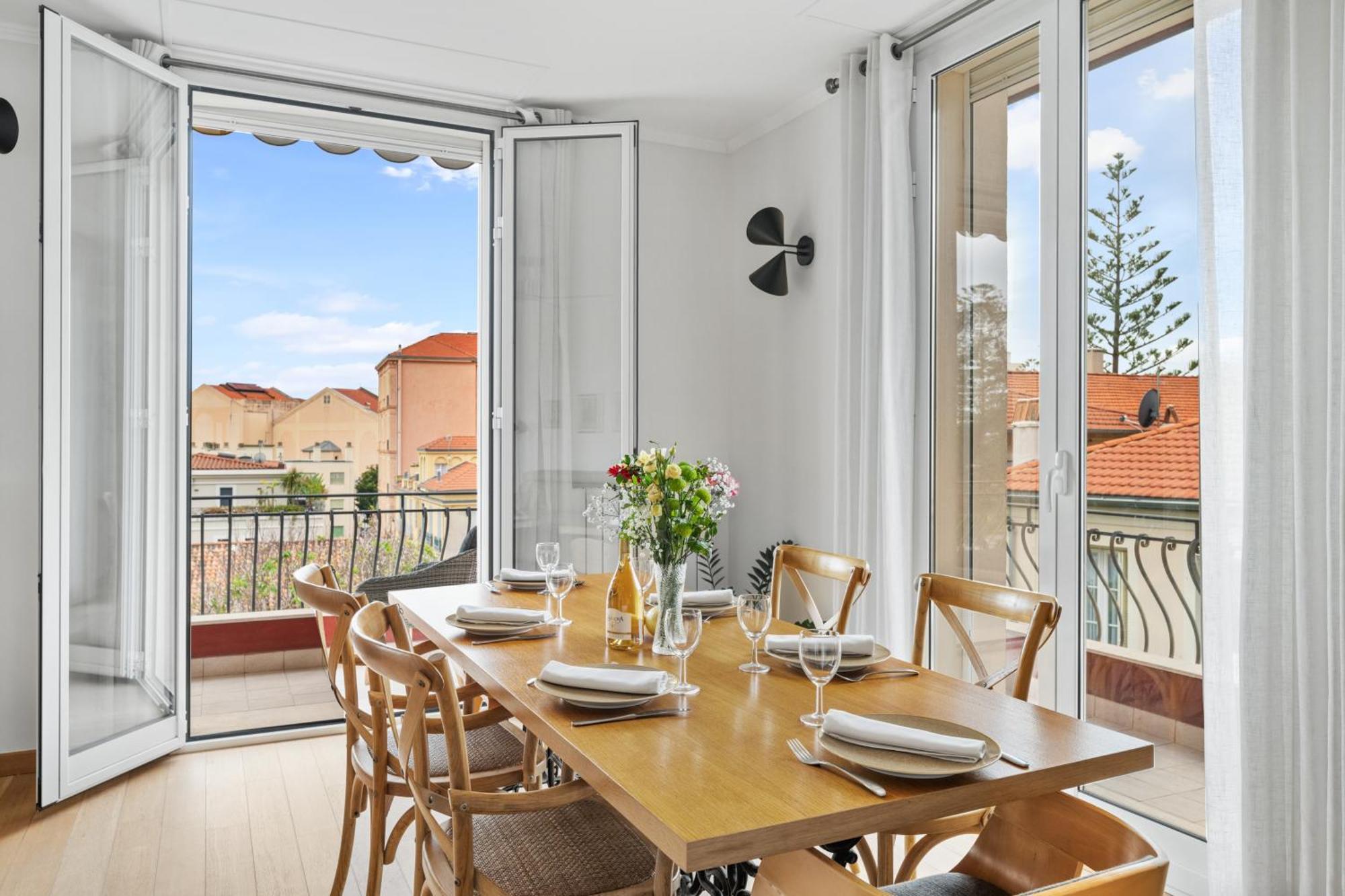 La Fabrique A Poupees - Chambres Et Appartements De Charme Au Coeur De Menton Kültér fotó