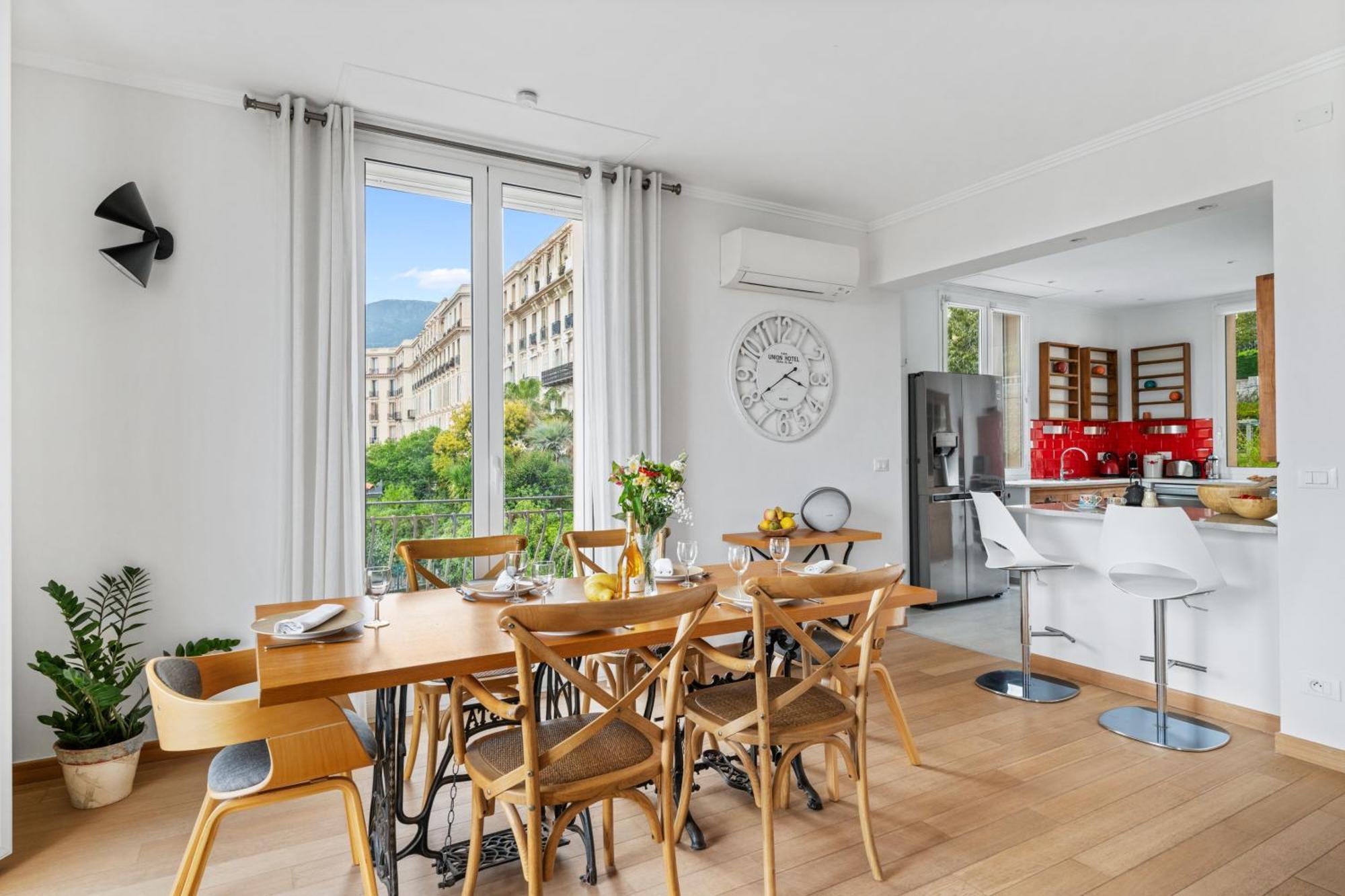 La Fabrique A Poupees - Chambres Et Appartements De Charme Au Coeur De Menton Kültér fotó
